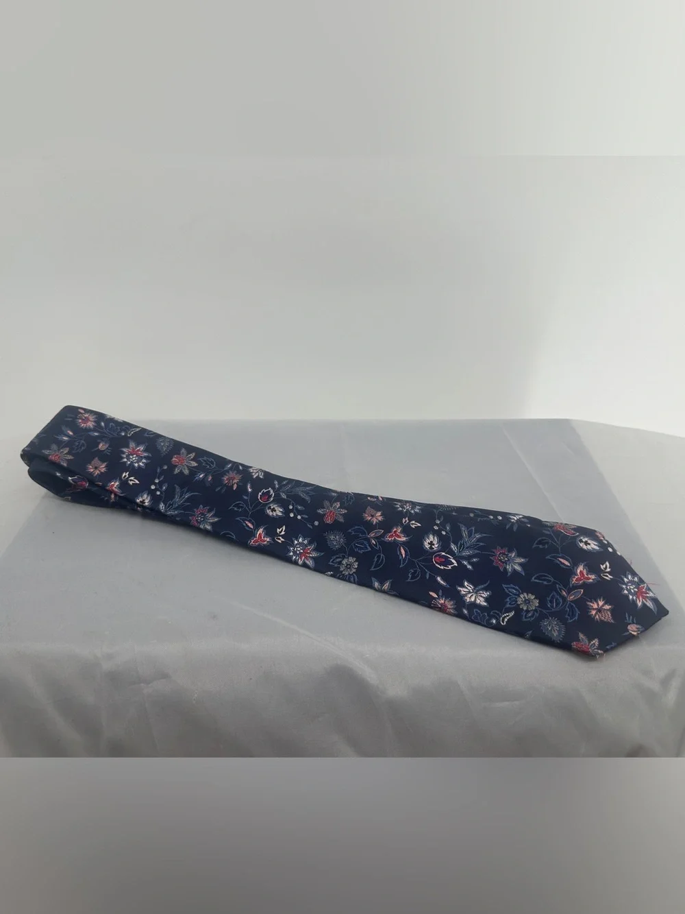 Paul smith blue floral skinny tie